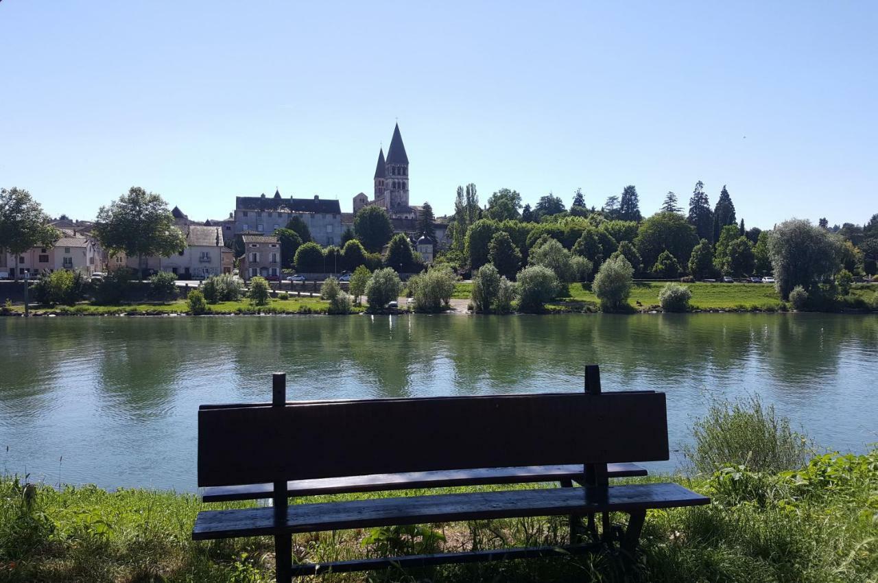 Tournus Belle Maison Vue Sur Saone Buitenkant foto